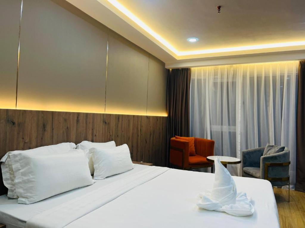 Flypod Hotel Kota Kinabalu Exterior foto